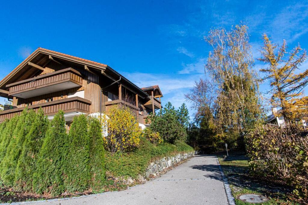 Luxury Living Near Weissensee +Balcony +Netflix フュッセン エクステリア 写真
